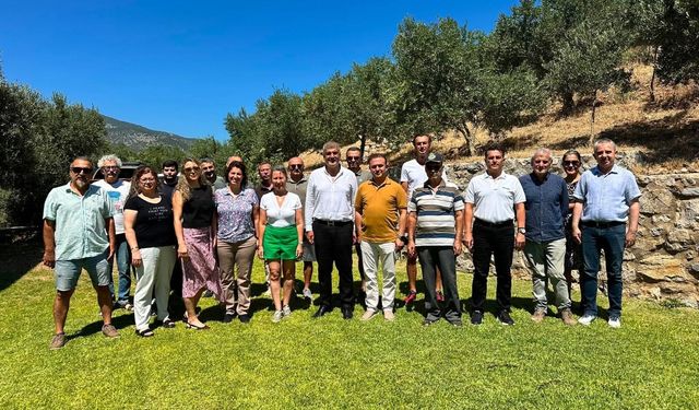 Datça’da zeytin ve badem üreticileri birliği resmen kuruldu