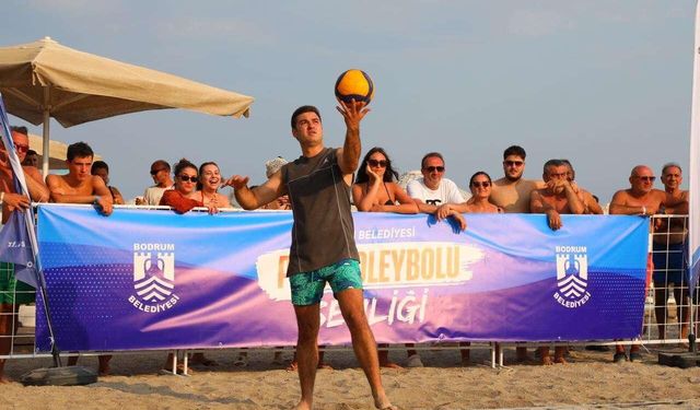 PLAJ VOLEYBOLU ŞENLİĞİ AKYARLAR’DA BAŞLADI