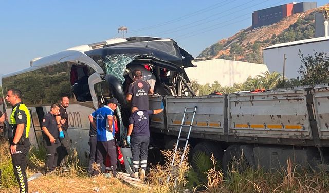 Muğla'daki trafik kazasında hayatını kaybeden polis memuru Siverek'te toprağa verildi