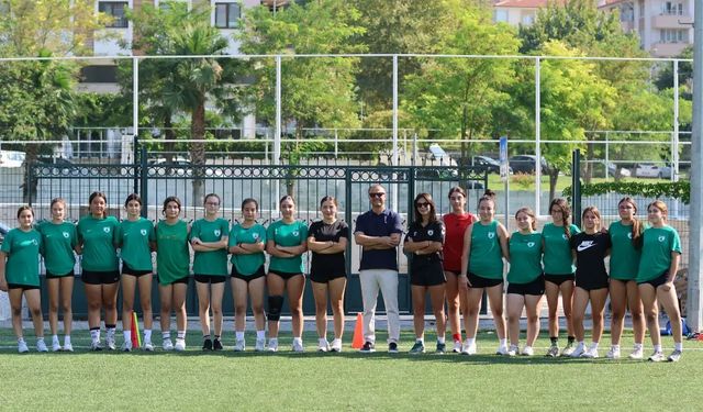 Muğlaspor kadın Voleybol takımında yeni sezon hazırlıkları sürüyor