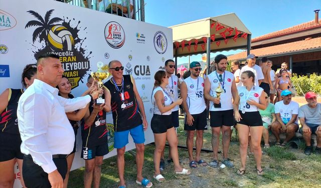 Köyceğiz’de 5. Geleneksel Ulusal Plaj Voleybolu Turnuvası tamamlandı