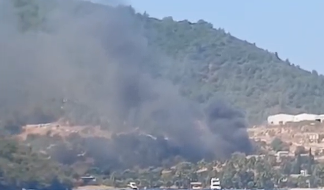 Bodrum'da koyda bulunan konteynerde çıkan yangın söndürüldü