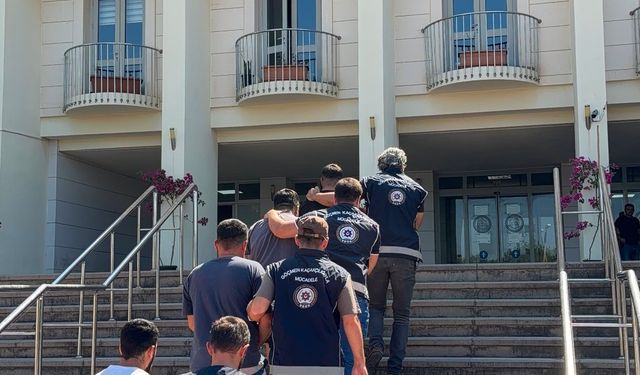 Bodrum ve Marmaris’te göçmen kaçakçılığı operasyonu: 5 tutuklama