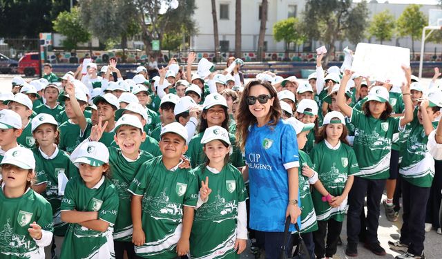 Bodrum FK’dan öğrencilere yeşil beyaz sürpriz