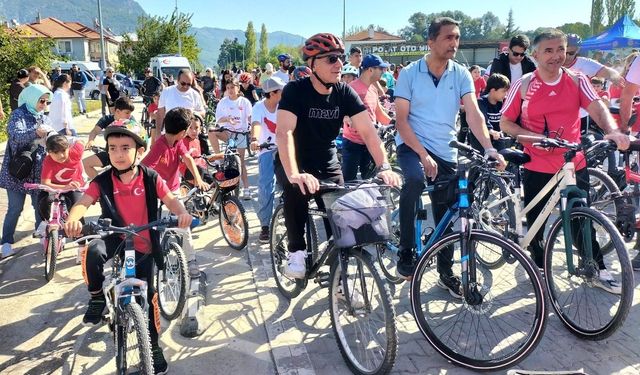 Köyceğiz’de pedallar Cumhuriyet için çevrildi