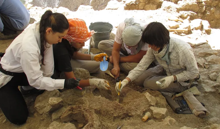 Trakya Üniversitesi öğrencileri Nif Dağı kazılarına katıldı