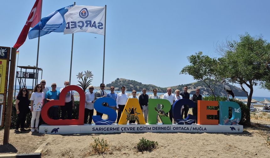 SARÇED Plajı 20. kez mavi bayrakla ödüllendirildi
