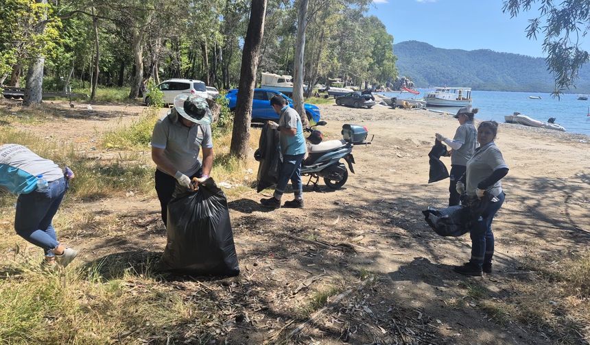 Marmaris’te 9 günde 3 bin 250 ton atık toplandı