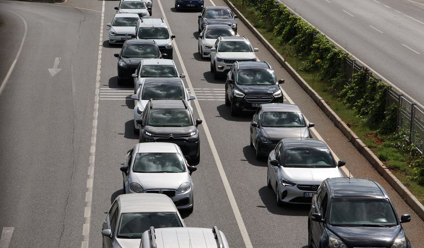 Muğla’da Temmuz ayında 4 bin 177 araç trafiğe kaydedildi