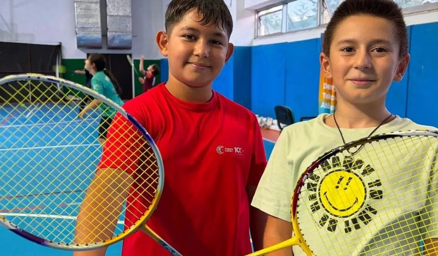 GSB Gençlik Yaz Kulübü’nde minikler badmintonla buluştu