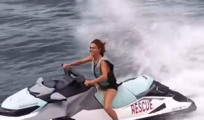 Bodrum’da Yıldız Tilbe Rüzgârı: Jet Ski ile Şov Yaptı