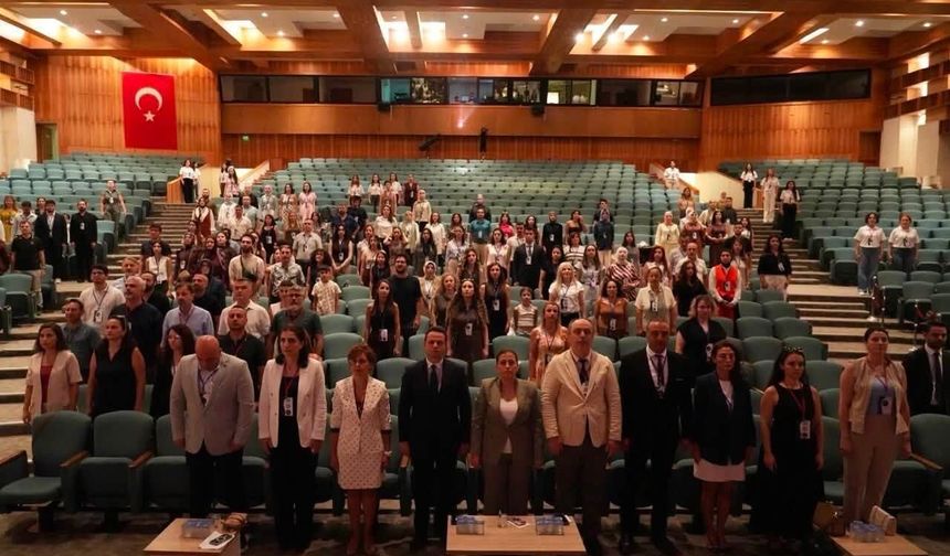 Muğla’da "yapay zekâ çağında fen ve matematik eğitimi" zirvesi başladı
