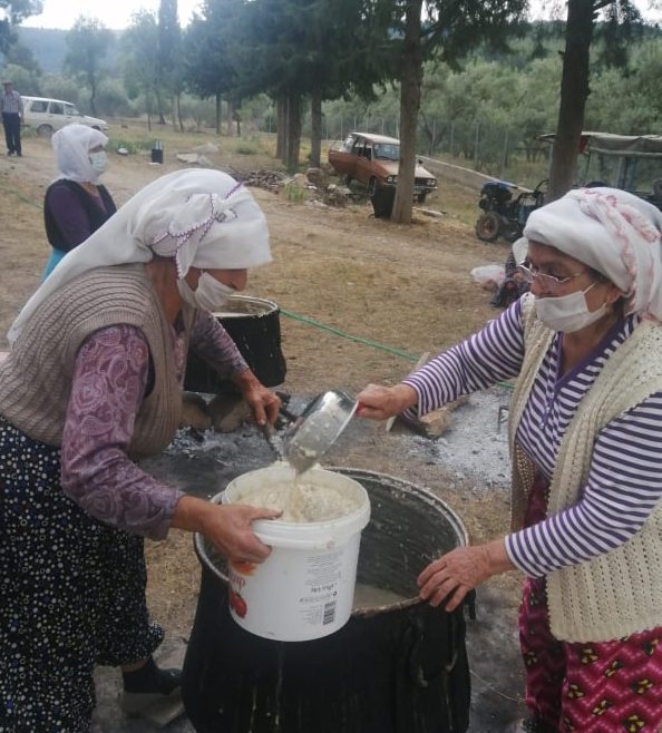 Göktepeliler yağmur duasına çıktı