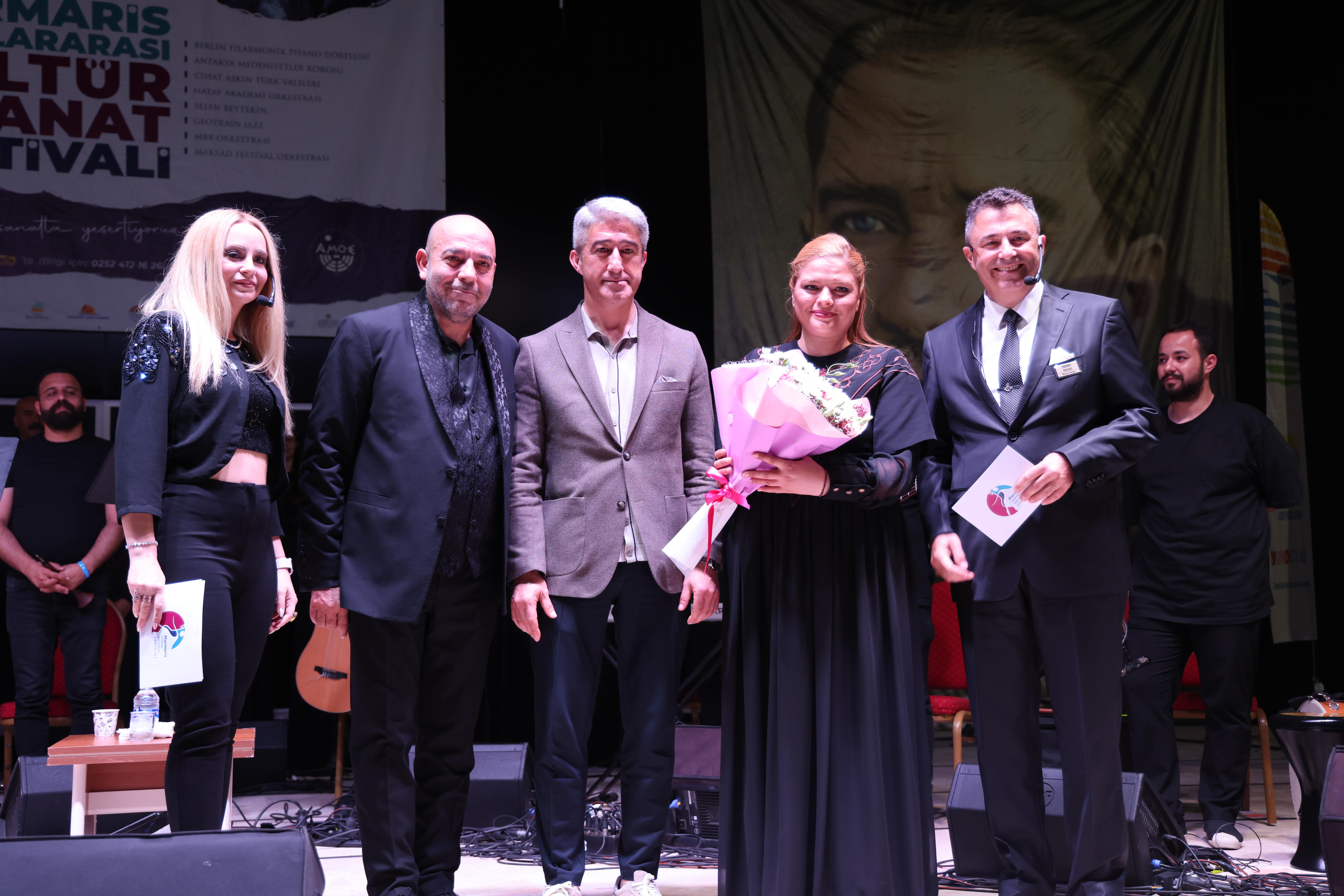 antakya-medeniyetler-korosu-10.jpg
