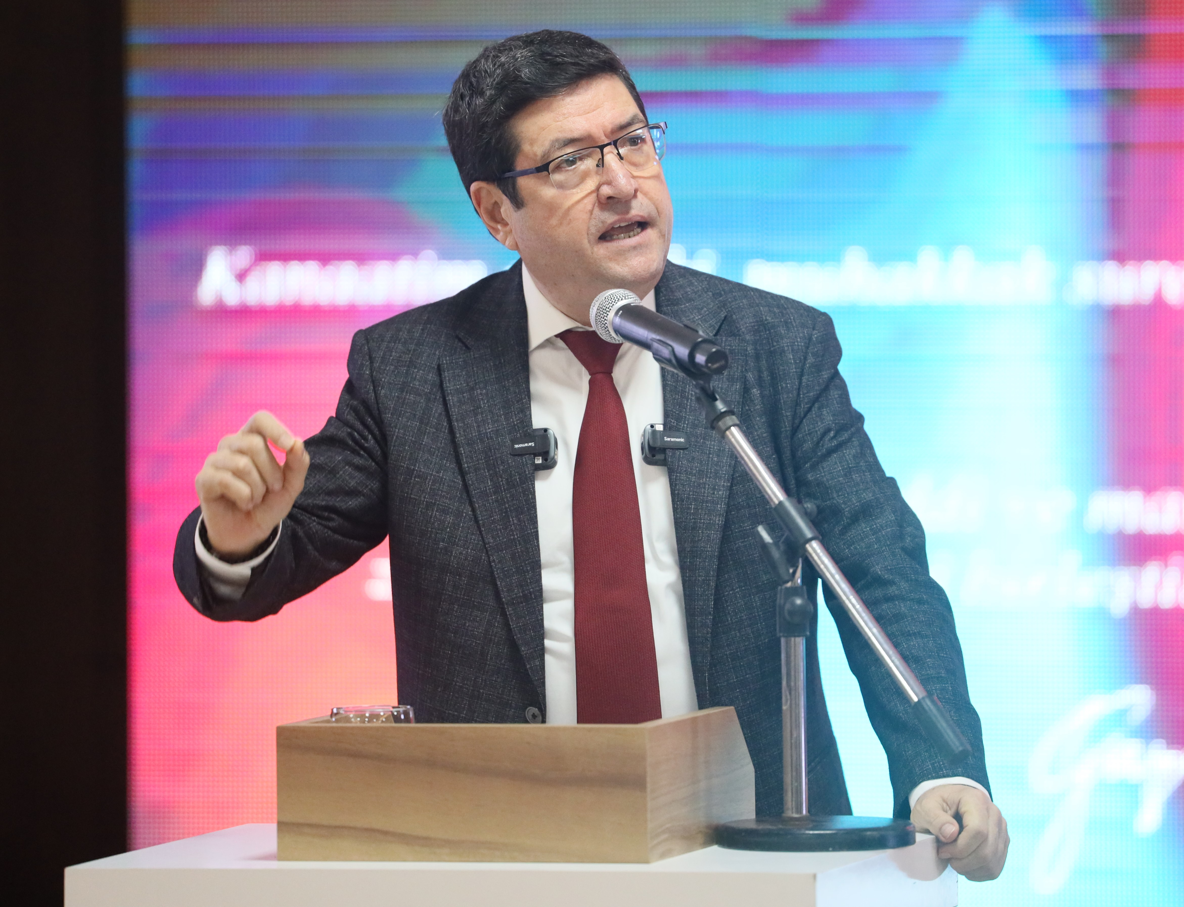 eosr0708.jpg