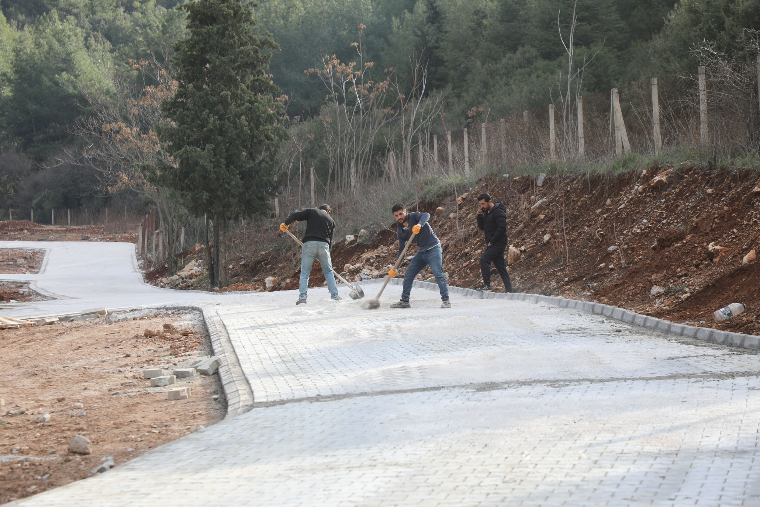 yataganmilas-mentese-sehir-mezarliklari-yenilendi-1.jpg