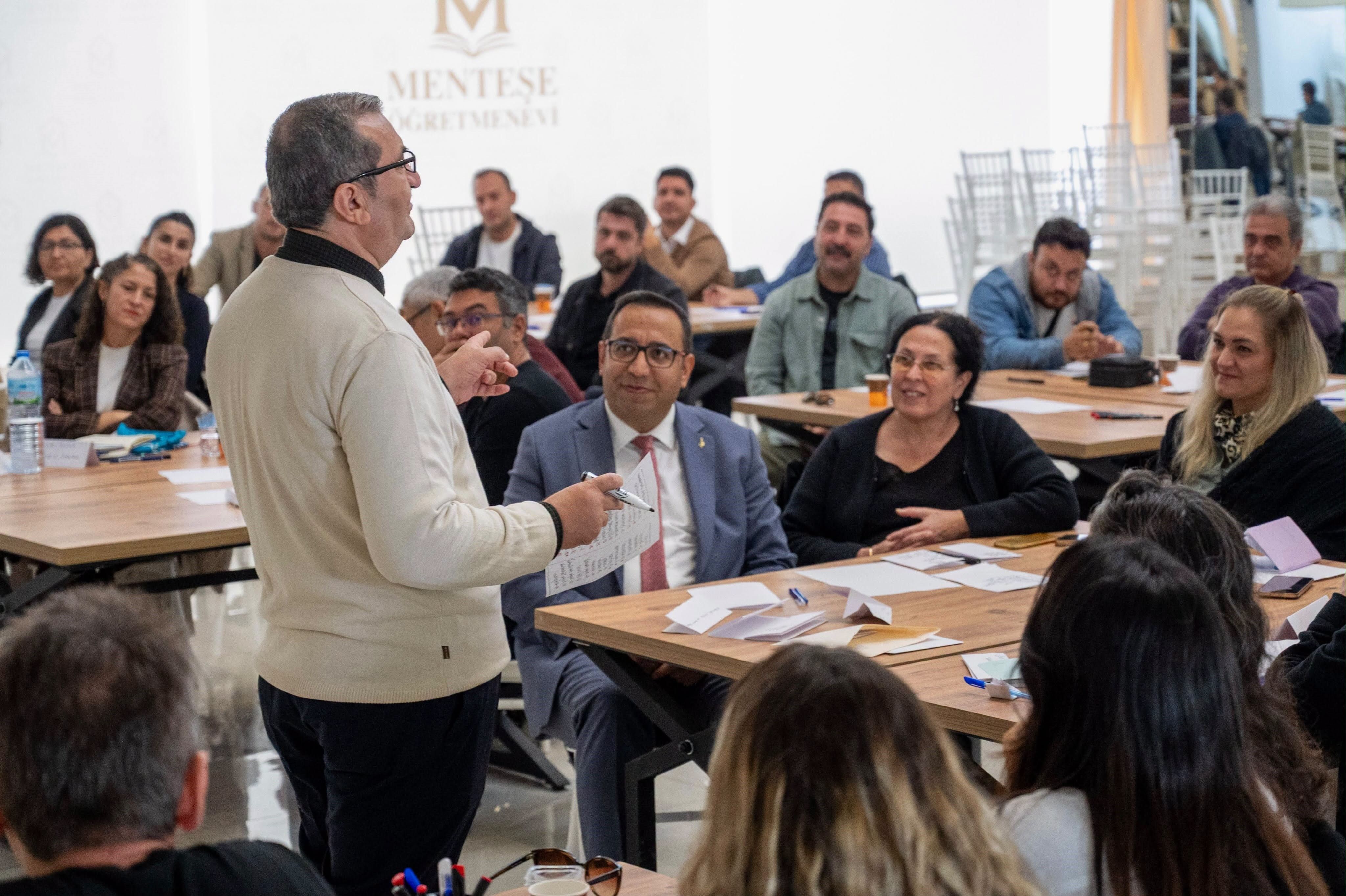 Muğla'da eğitim yönetimi ve kurum kültürü semineri tamamlandı